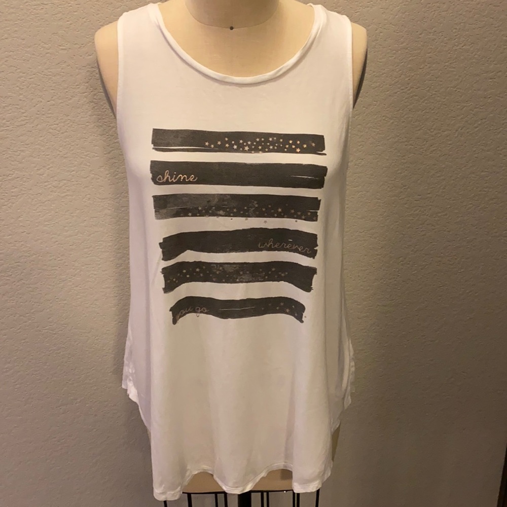 Women’s tank top.